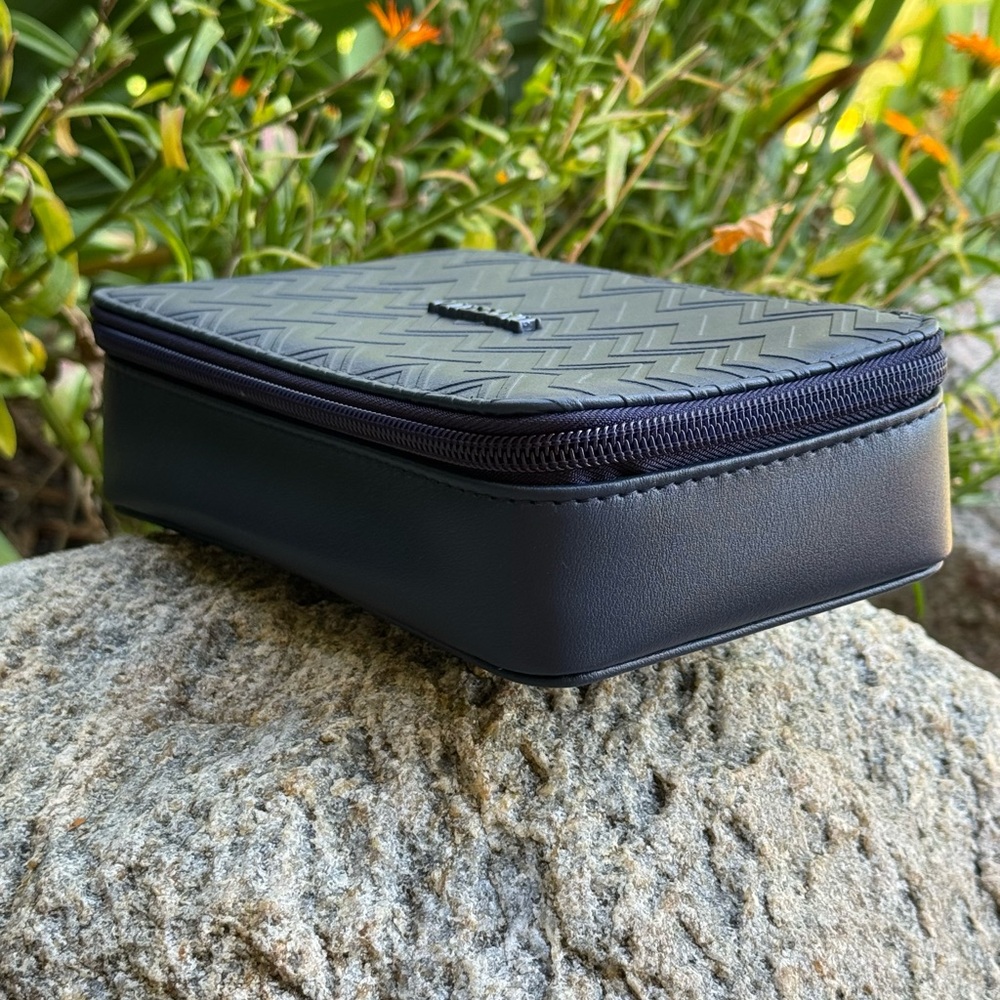 Missoni navy Chevron cosmetic toiletry case - Picture 4 of 5